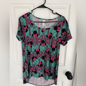 LuLaRoe Classic T Minnie. Great shape size Small